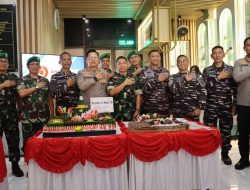 Kado Istimewa Hari Bhayangkara ke-79: Danrem 052/Wkr Perkuat Silaturahmi Dengan Polres Metro