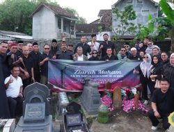 Pengurus dan Anggota KAI, Gelar Ziarah dan Takziah ke Makam Almarhum Ramdlon Naning di Yogyakarta