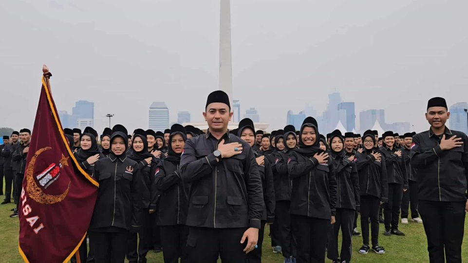 Presiden Prabowo apresiasi Batalyon Perisai Syarikat Islam di momen HUT Bhayangkara ke-79. (Dok. Istimewa)