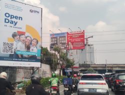 Reklame Serampangan di Kembangan, Melanggar Aturan dan Mengancam Keselamatan Warga