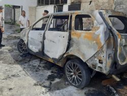 Bule Australia Ngamuk di Bali: Rampas Mobil, Tabrak Warga, Lalu Bakar Kendaraan!