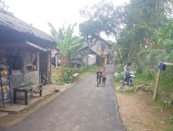 Disperkim Kabupaten Sukabumi Gaspol Perbaiki Jalan Lingkungan, Warga Desa Sambut Antusias