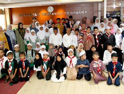 Syukuran Bersama Anak Yatim Warnai Kepulangan PWI ke Markas Lamanya