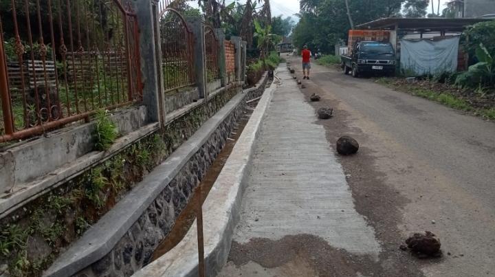 Dinas PU Tuntaskan Infrastruktur Cibatu–Cihingkik, Akses Warga Kian Lancar