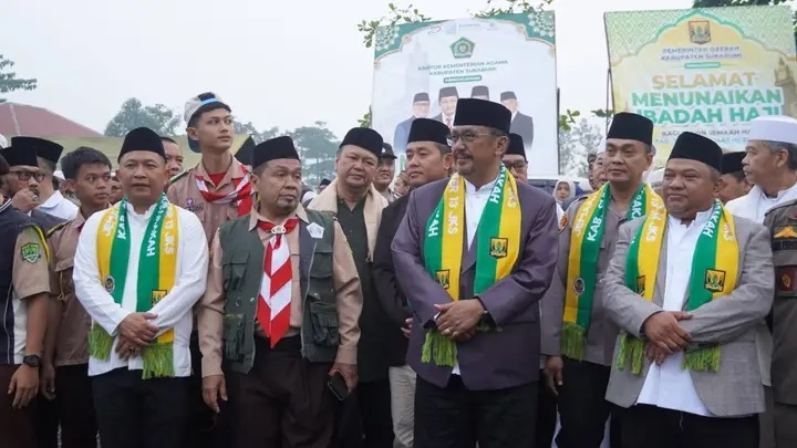 62 Calon Haji Asal Sukabumi Diberangkatkan, Bupati Pesan Jaga Kesehatan