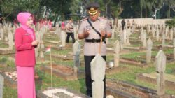 Jelang Hari Bhayangkara, Polresta Tangerang Teladani Semangat Juang dengan Ziarah di Taman Makam Pahlawan