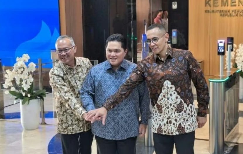 Menpora Lantik Deputi Pengembangan Industri Olahraga dan Sesmenpora