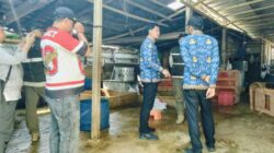 Peternakan Ayam Potong Cemari Warga Cengkareng Timur, Disidak Petugas KPKP Jakarta Barat